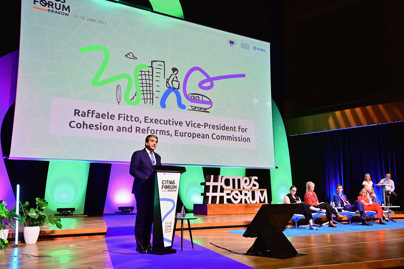 Raffaele Fitto Cities Forumissa