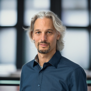 Nils Scheffler