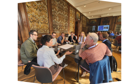 Brainstorming with our transfercitypartners in exquisite decors. 