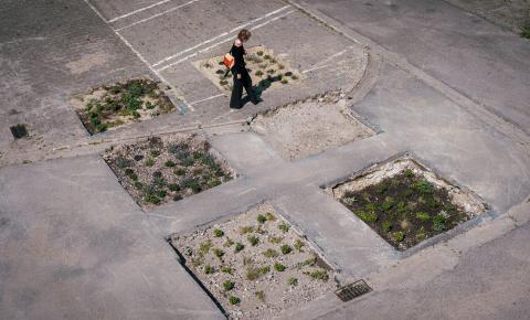 The kick-off took place around a former factory ground that will be desealed as part of the project.