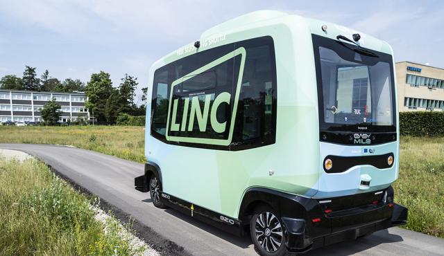 Shaping inclusive and liveable cities through smart mobility