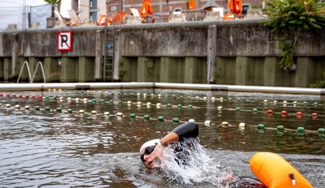 Swimming at Keerdok