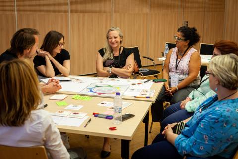 Linking sustainable mobility to tourism