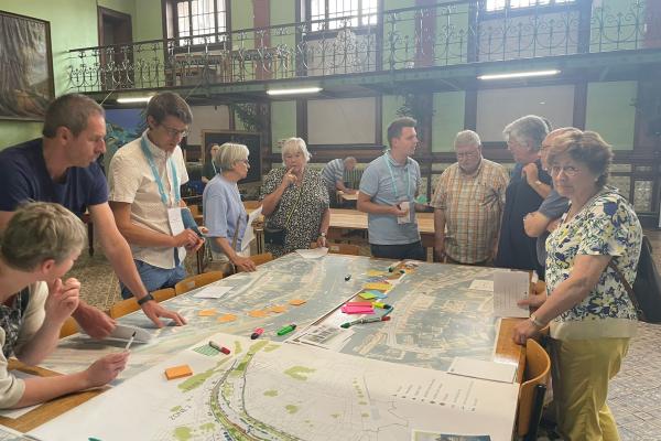 Showing the first design plans