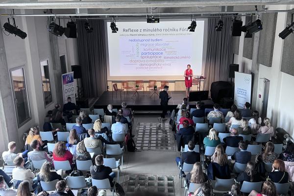 Plenary session at Fórum pro města