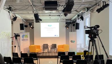 20231207_Conference_20preparations_20in_20Adapter