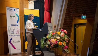 Presentatie van vrouw