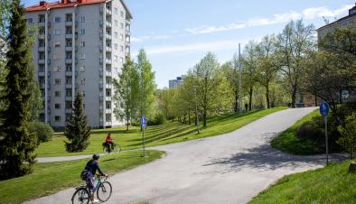 On the road to change: How cities are transforming mobility together