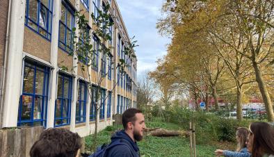 Residents showing a school garden to Transfer Partners in Rotterdam Oud Mathenesse District